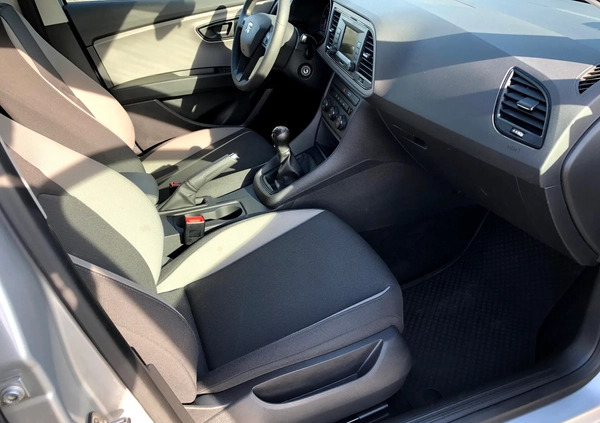 Seat Leon cena 33200 przebieg: 230000, rok produkcji 2016 z Wrocław małe 704